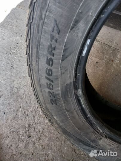 Roadstone Winguard Ice SUV 225/65 R17