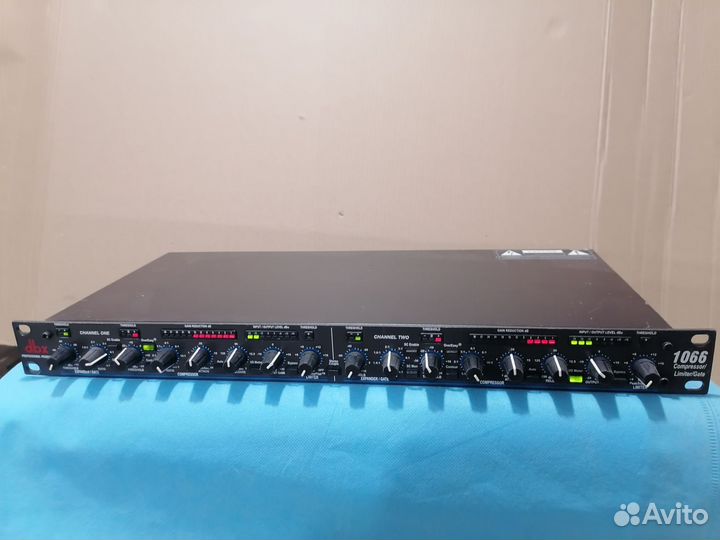 Аудиокомпрессор dbx 1066