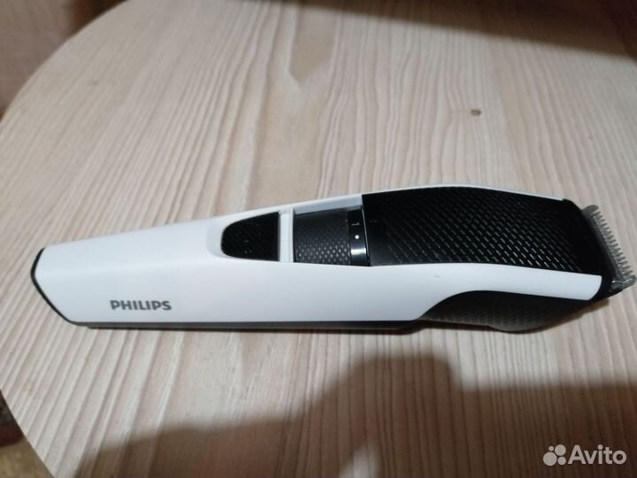 Машинка триммер для подстригания бороды и головы