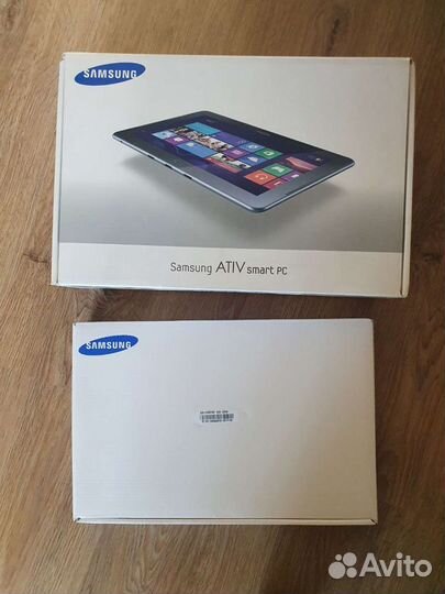 Ноутбук- планшет Samsung Ativ Smart PC 64 гб