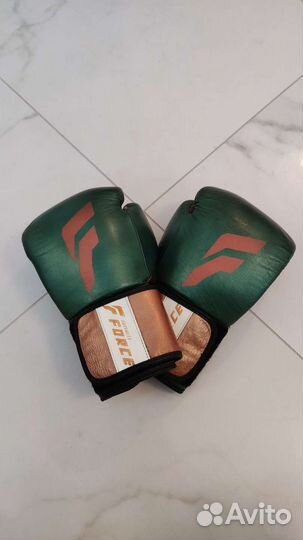 Боксерские перчатки Infinite Forsce 14oz