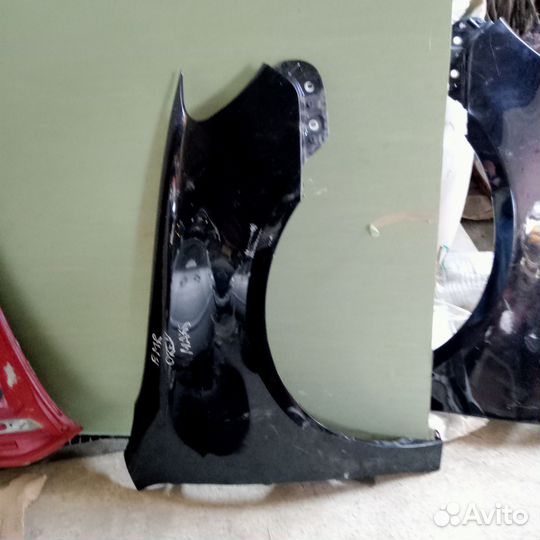 Крыло правое левое на Фольксваген гольф