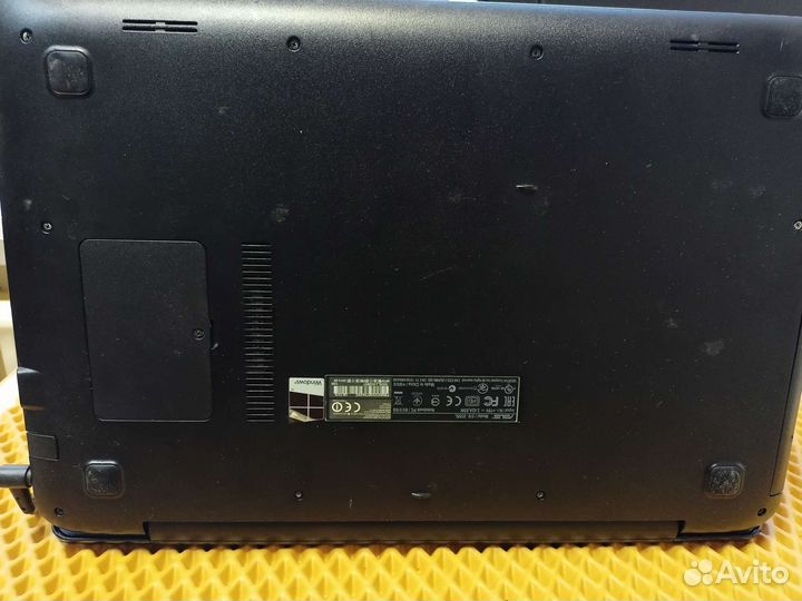 Игровой asus i3 4005u/8 gb DDR3/gt 920m 2gb/ssd+