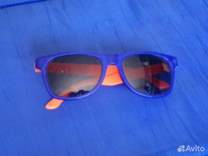 Солнцезащитные очки