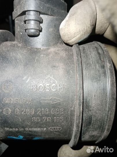 Расходомер воздуха на Вольво хс70 04г