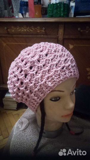 Берет женский вязаный