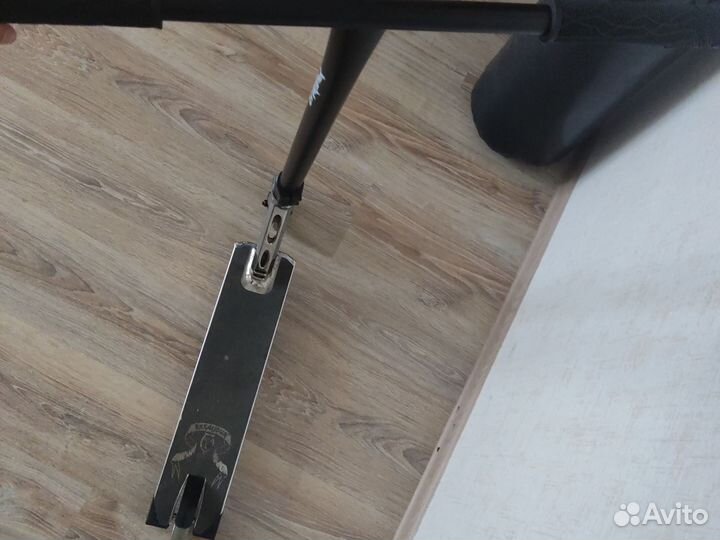 Самокат трюковой