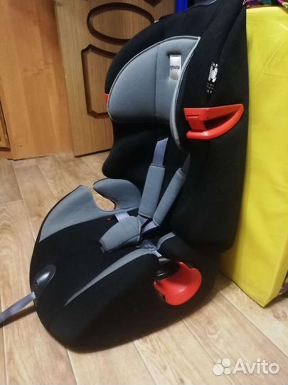 Автокресло Inglesina от 9 кг до 36