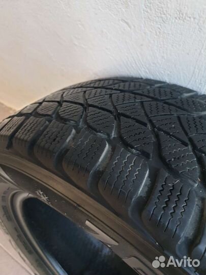 Zeta Antarctica 5 205/60 R16 96H