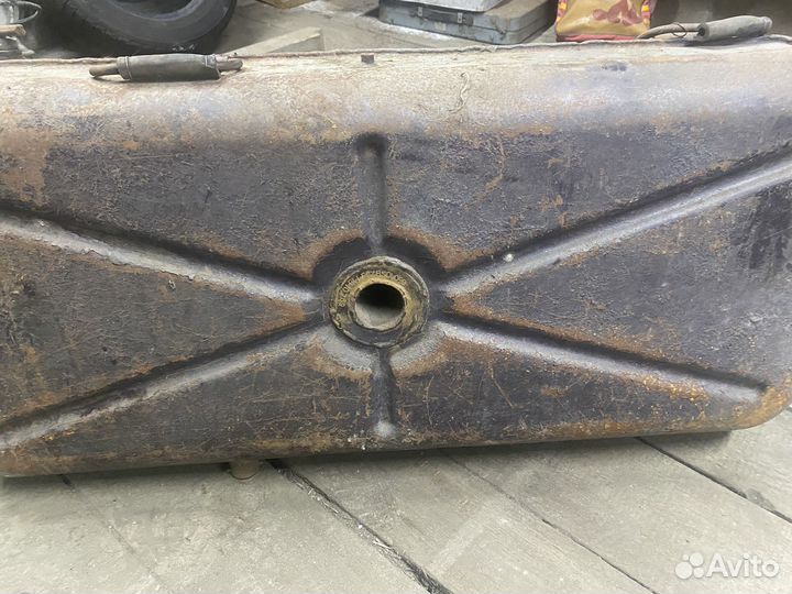 Топливный бак