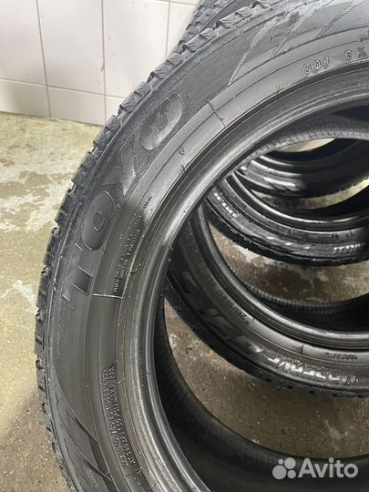 Toyo Observe GSi-5 215/55 R17 98Q