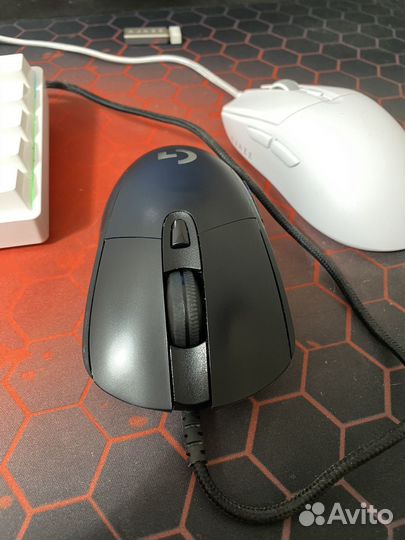 Logitech g403