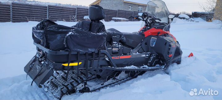 BRP SKI-DOO skandic SWT 900 ACE