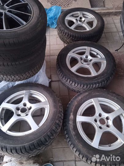 R16 Toyo Observe Garit 2 215/60, PCD 5x114.3 DIA 60.1