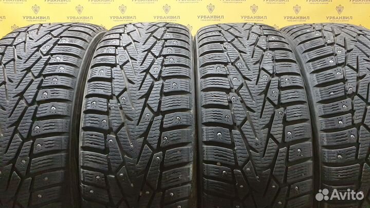 Nokian Tyres Hakkapeliitta 7 215/65 R16