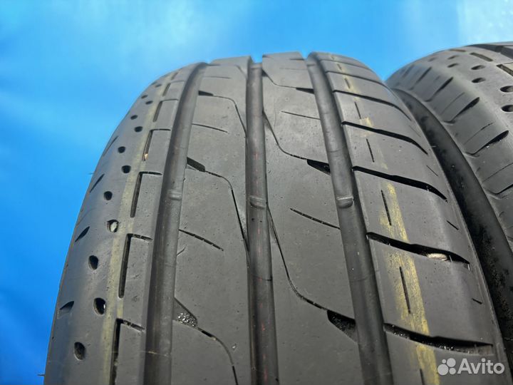 Bridgestone Luft RV II 215/60 R16 95H