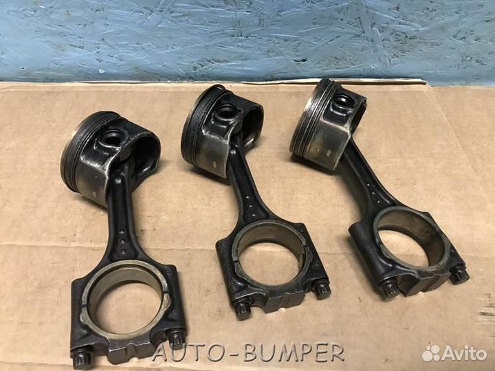 Volvo Поршень + шатун