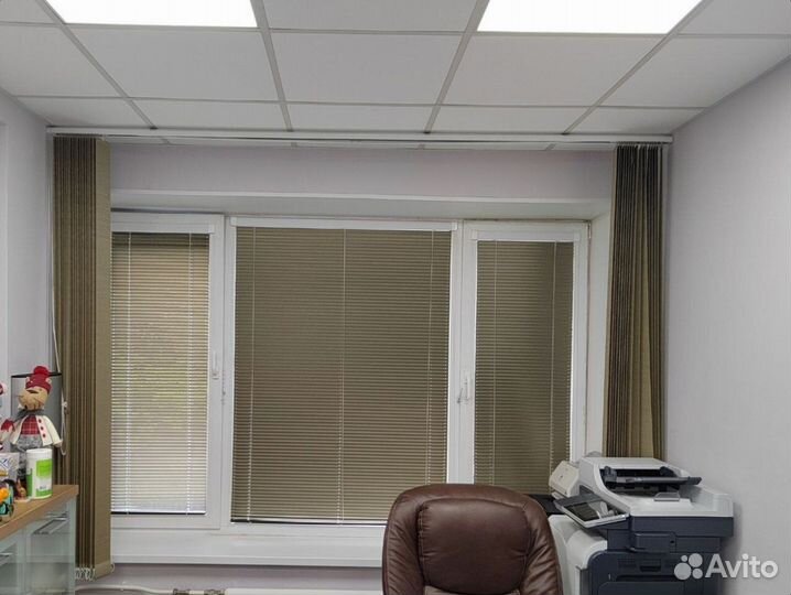 Рулонные шторы на окна в мансарду