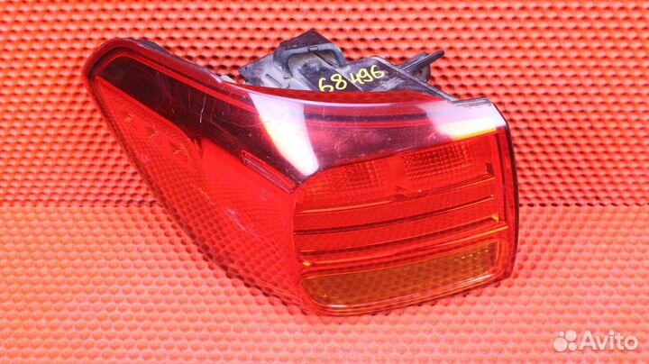 Фонарь задний задний Kia Carnival YP D4HB 92401-A9