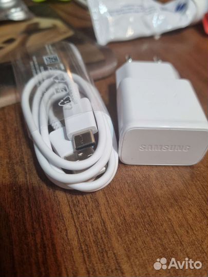 Зарядное устройство для телефона samsung