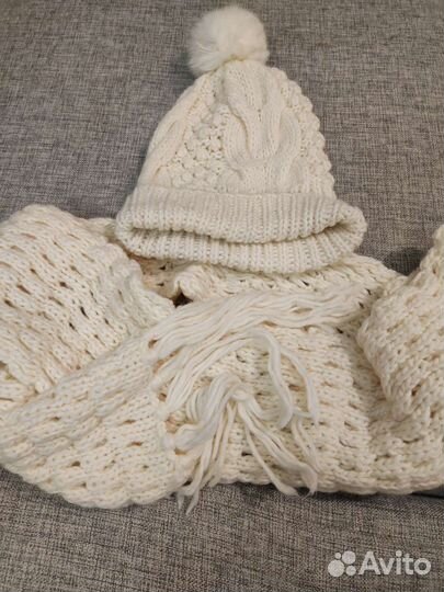 Шапка и шарф женский. Шерсть