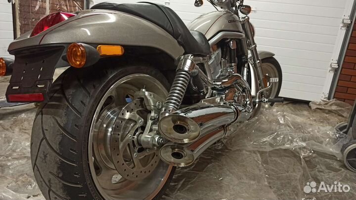 Коллекционный Harley-Davidson V-ROD
