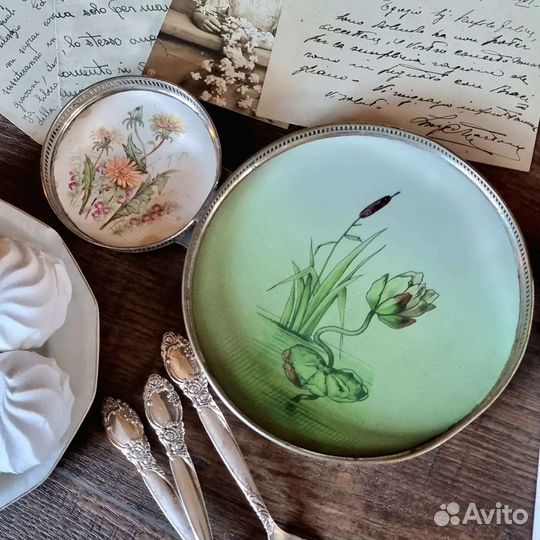 Оригинальный старинный поднос, фарфор