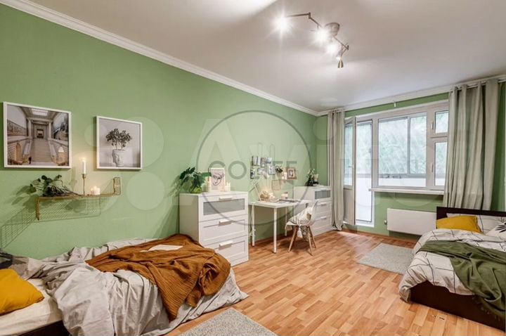 Комната 18 м² в 3-к., 1/17 эт.