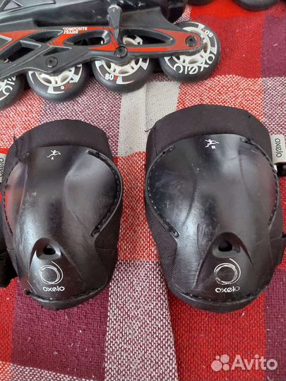 Шлем. Ролики. Налокотники. Наколенники