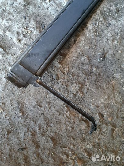 Накладка Люка Mercedes W211