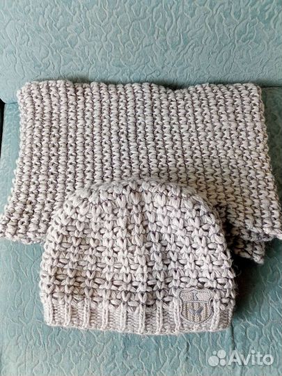 Комплект шапка и снуд женский