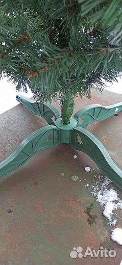 Елка искусственная