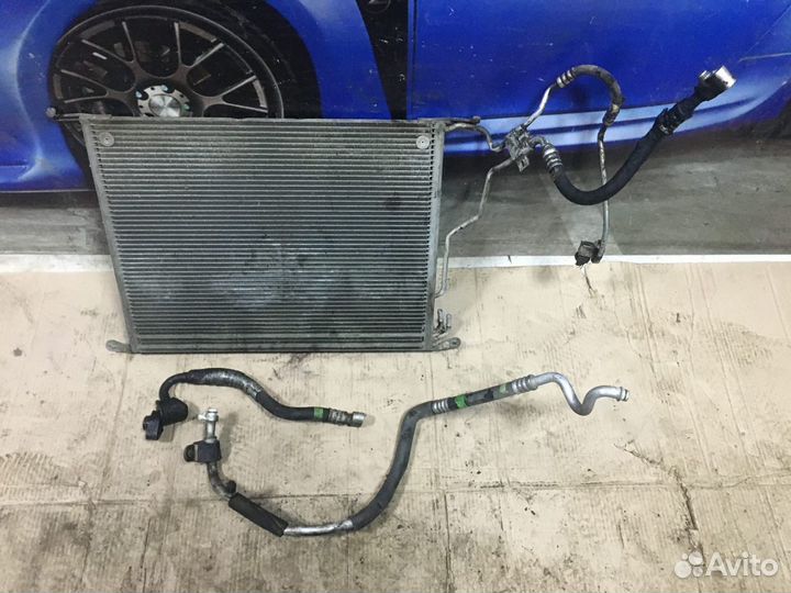 Радиатор кондиционера с патрубками Mercedes W220