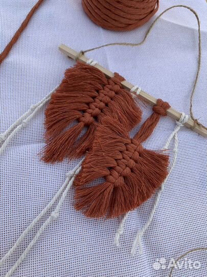 Макраме панно листья