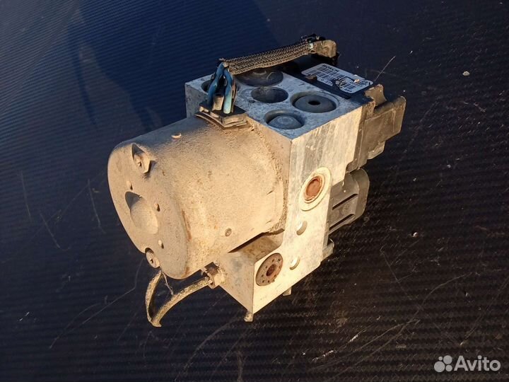 Блок ABS Nissan Primera P11 QG16