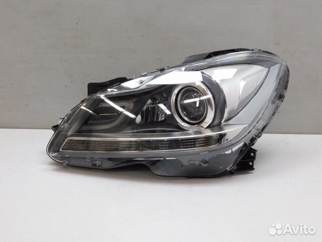 Фара левая Mercedes-Benz C-Class