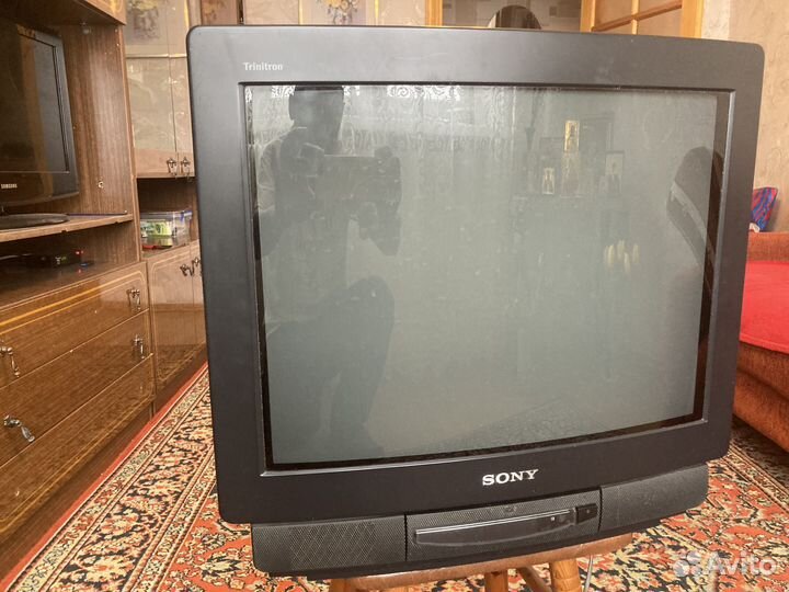 Продам телевизор Sony Trinitron KV-M2100K