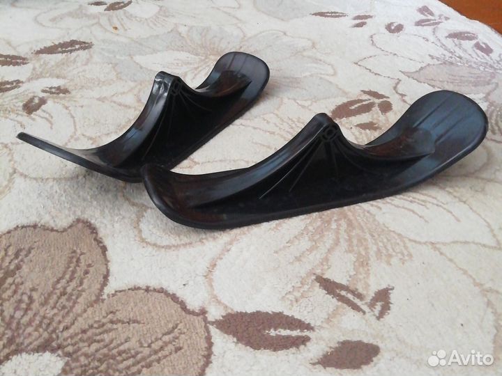 Лыжи на трюковой самокат