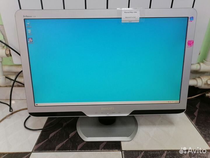 Монитор Philips 235B2