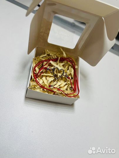 Браслет красная нить «сердечко»