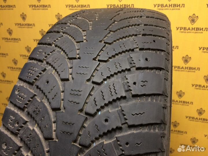 Maxtrek Trek M900 Ice 215/55 R17 98T