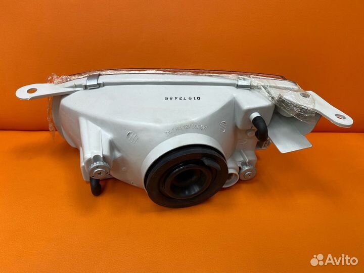 Фара corolla 110 прав,руль 212-1164R-LD-E