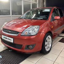 Ford Fiesta 1.4 AMT, 2006, 150 000 км, с пробегом, цена 500 000 руб.