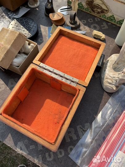 Сундук деревянный старинный шкатулка