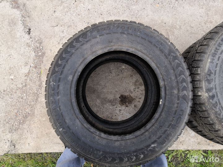 Шина 205 70 15 бу
