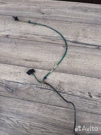 Форсунка омывателя Nissan Primera 2.0