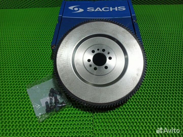 Маховик двухмассовый Ford Focus C-Max 1.5 TD-1.6TD