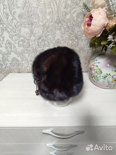 Шапка из норки б/у женская