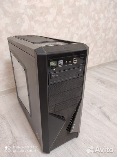 Игровой компьютерный корпус