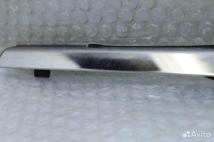 Накладка стекла заднего правого нижняя хром Infini